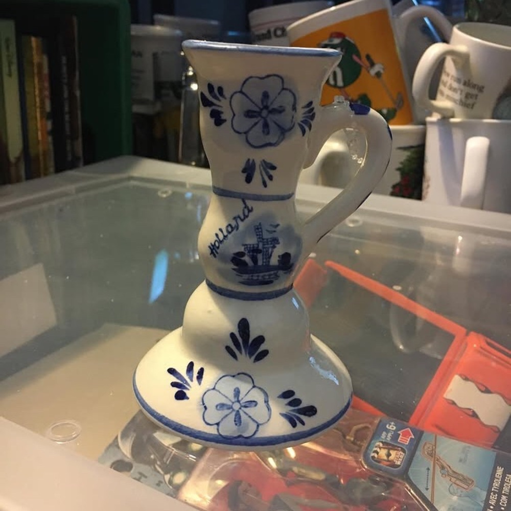 D E L F T Holland candle stick holder